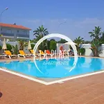 New 2br Maisonette In Luxury Pool Апартаменты