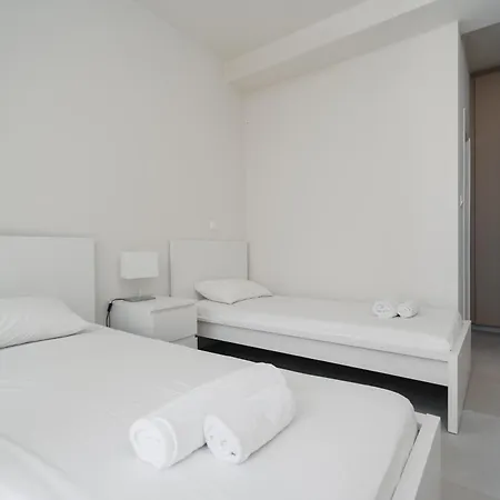 New 2br Maisonette In Luxury Pool 프로타라스