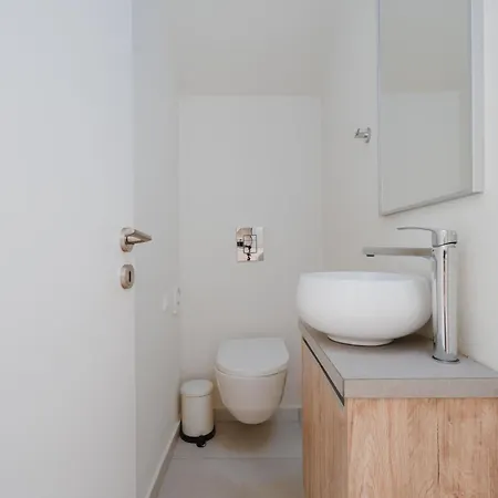 New 2br Maisonette In Luxury Pool * 프로타라스