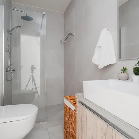 New 2br Maisonette In Luxury Pool 아파트 프로타라스