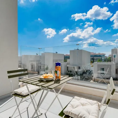 아파트 New 2br Maisonette In Luxury Pool *