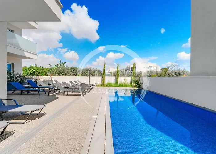 아파트 New 2br Townhouse In Luxury Pool & 프로타라스