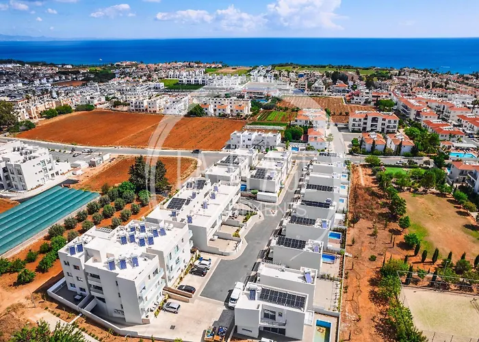 New 2br Townhouse In Luxury Pool &