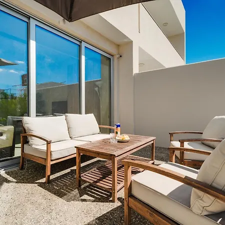 New 2br Townhouse In Luxury Pool & Apartment Protaras