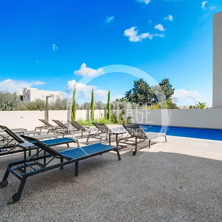 New 2br Townhouse In Luxury Pool & Protaras