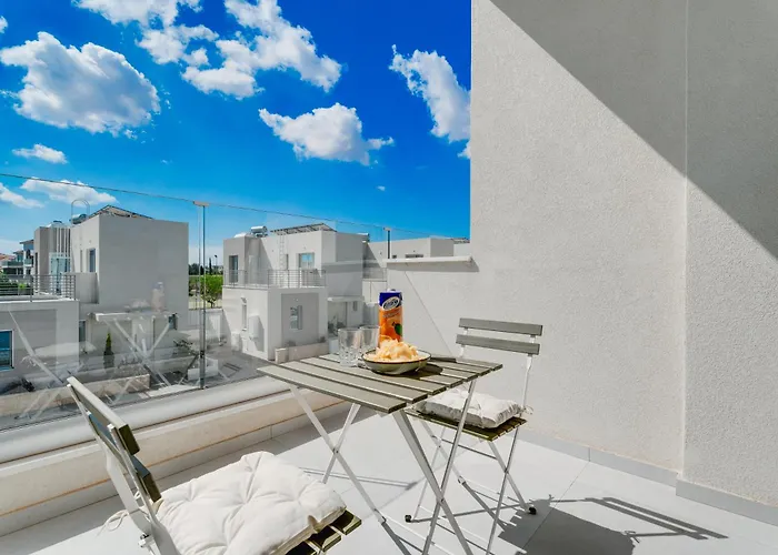 New 2br Townhouse In Luxury Pool & Апартаменты *